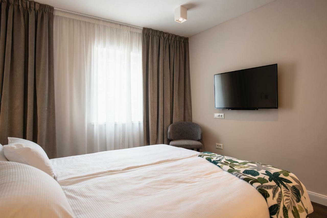 Hotel Florian&Godler Карловаць Екстер'єр фото